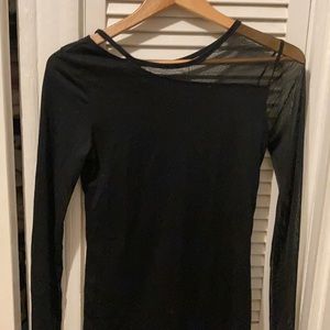 Fabletics top and one mesh sleeve
